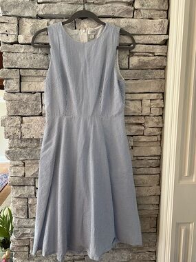 J. Crew Blue & White Seersucker Dress Size 4